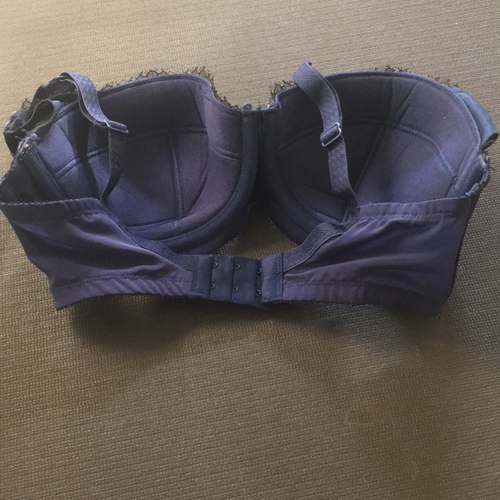 Bra - Picture 2 of 2